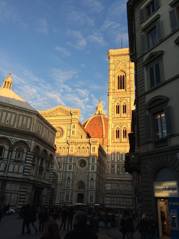 Hôtel Tourist House Duomo à Florence Extérieur photo